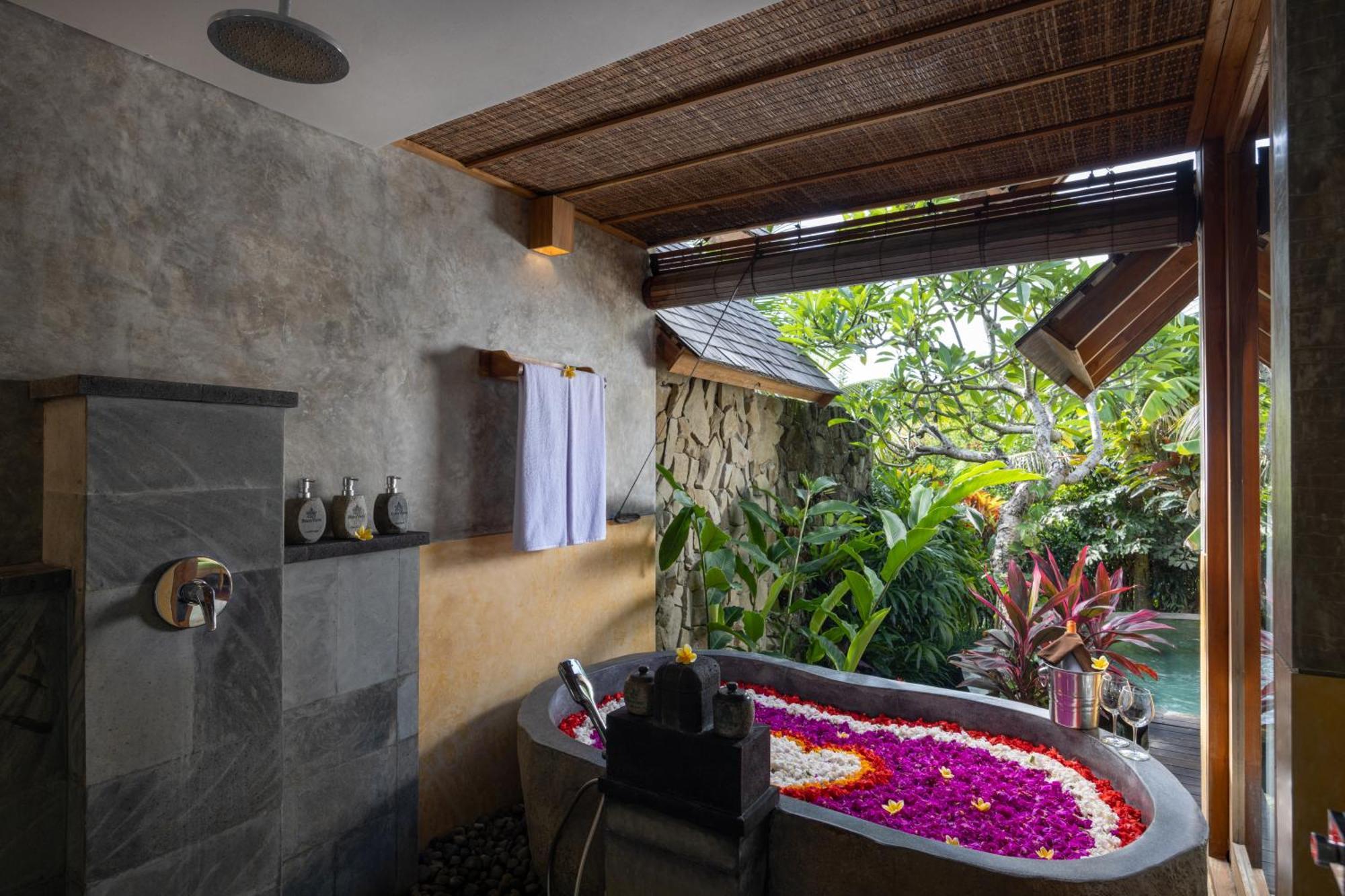 Wana Bucu Villas By Pramana Villas ウブド エクステリア 写真