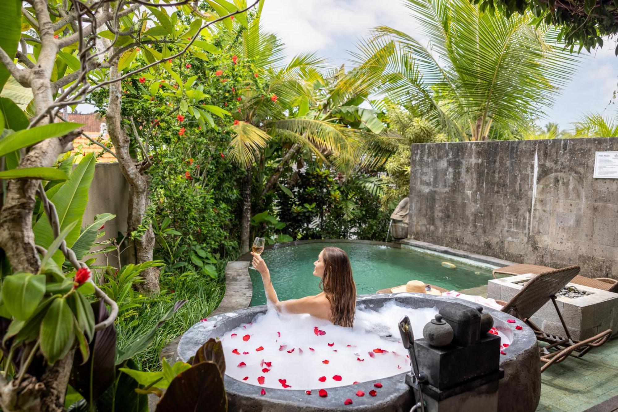 Wana Bucu Villas By Pramana Villas ウブド エクステリア 写真