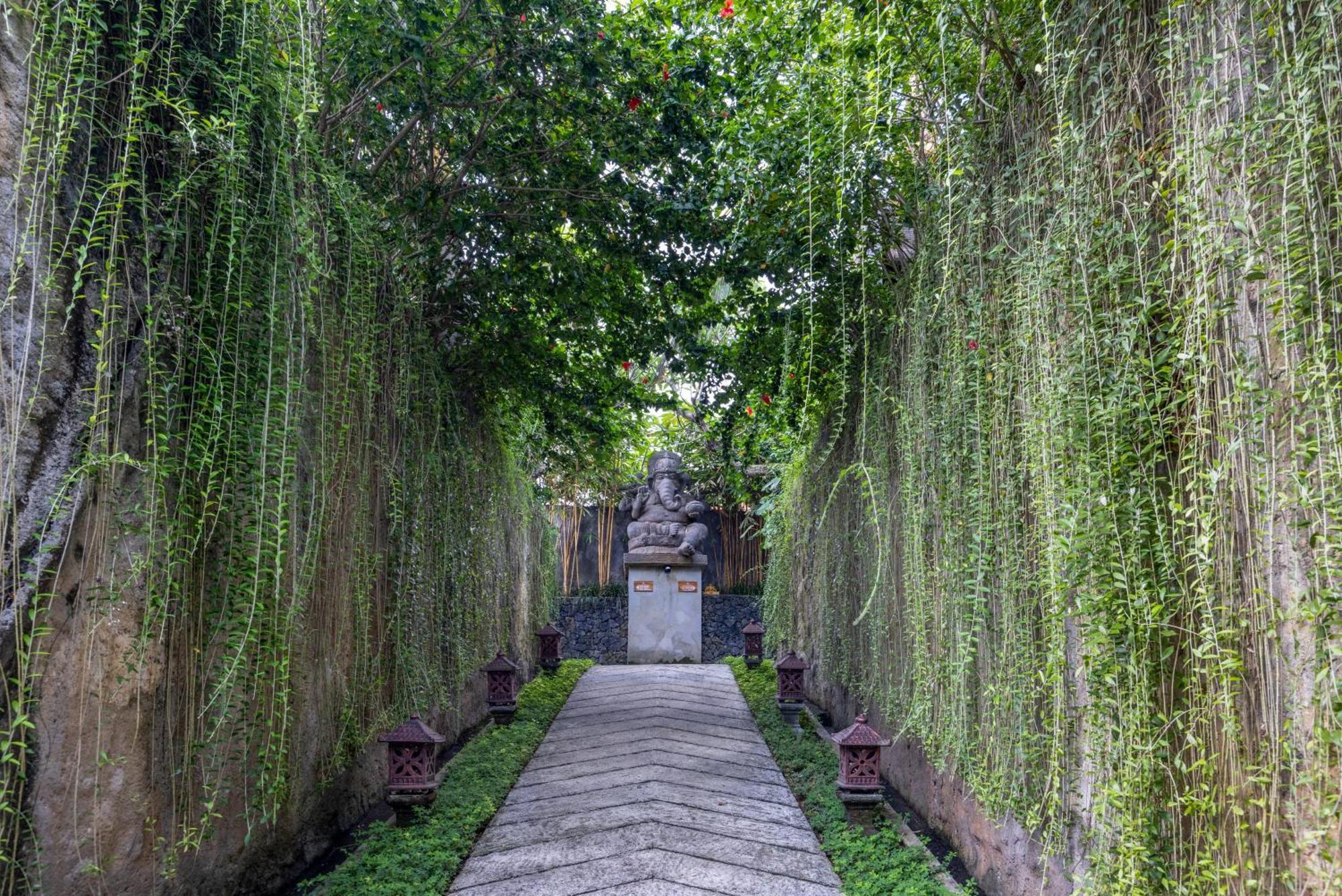 Wana Bucu Villas By Pramana Villas ウブド エクステリア 写真